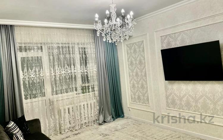 3-бөлмелі пәтер, 80 м², 2/10 қабат, пр. Шахтеров, бағасы: 34 млн 〒 в Караганде, Казыбек би р-н — фото 2