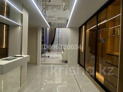 2-комнатная квартира · 86 м² · 2/4 этаж, Ержанова 18/6 за 59 млн 〒 в Караганде, Казыбек би р-н