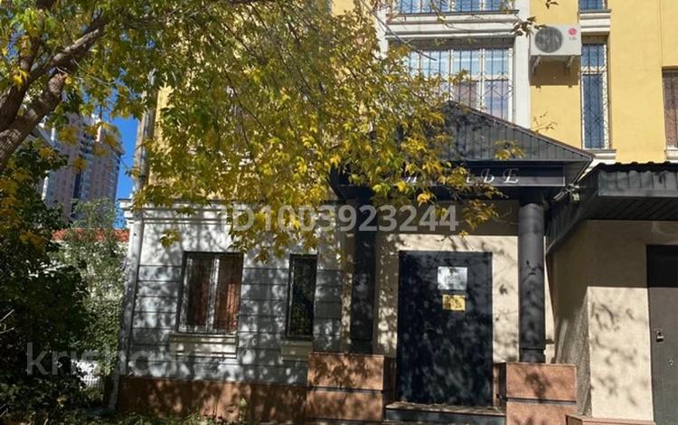 Еркін, кеңселер, қоймалар, сұлулық салондары, фитнес және спорт, медорталықтар мен дәріханалар, білім орталықтары, ойын-сауық, кабинеттер және жұмыс орындары, студиялар · 260 м², бағасы: ~ 2.1 млн ₸ в Астане, р-н Байконур — фото 20