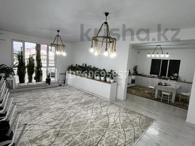 Отдельный дом · 4 комнаты · 120 м² · 5.65 сот., Бірлік 58Ф — Рядом средняя школа №42 Илийского района за 47 млн ₸ в Аскара Токпанова (Казцик)