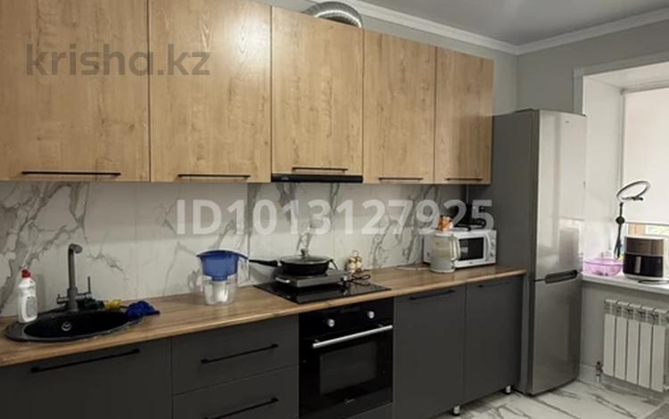 2-комнатная квартира · 56.4 м², мкр Юго-Восток, Муканова 21/3 за 30 млн ₸ в Караганде, Казыбек би р-н — фото 2