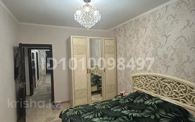 3-бөлмелі пәтер · 70 м² · 3/5 қабат, 11-й мкр, 11-ш/а. 4 — Үй жакта мектеп,балабақша және заман бар, бағасы: 190 000 ₸ в Актау — фото 2