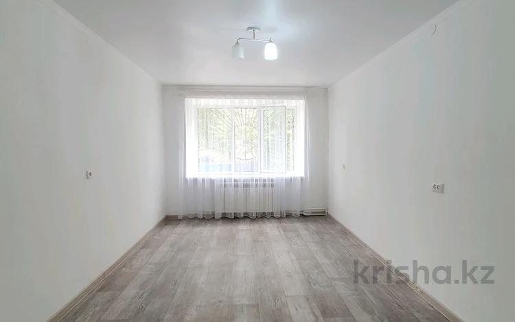 3-комнатная квартира · 51.1 м² · 1/5 этаж, 8 Марта 18 А за 15.5 млн ₸ в Актобе — фото 2