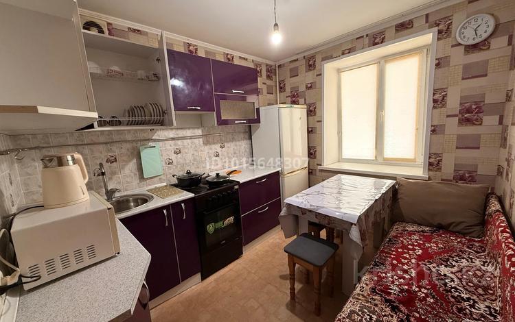 2-бөлмелі пәтер · 45 м² · 1/6 қабат, Айманова 47/1 — Химгородки, бағасы: 15 000 ₸ в Павлодаре — фото 2
