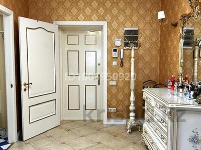 3-комнатная квартира · 165 м² · 10/13 этаж, Аль-Фараби 101 — Угол Ходжанова за 117 млн 〒 в Алматы, Бостандыкский р-н