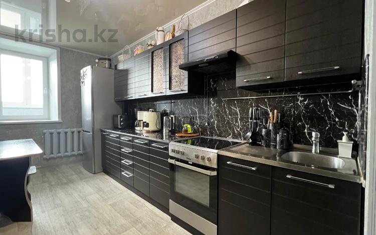 4-комнатная квартира · 79 м² · 15/16 этаж, Академика Чокина 100 за 33 млн ₸ в Павлодаре — фото 2