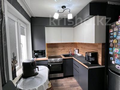 3-комнатная квартира · 50 м² · 4/5 этаж, Беспалова 49 за 18.5 млн 〒 в Усть-Каменогорске