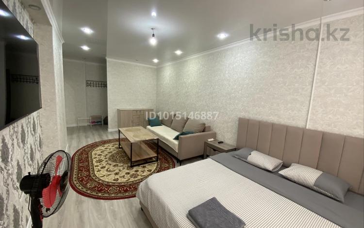 1-комнатная квартира · 65 м² · 11/24 этаж, Сафуан Шаймерденова 8 — Напротив ЖД вокзала Нурлы Жол, Байтурсынова-Нажмиденова за 15 000 ₸ в Астане, Сарайшык р-н — фото 2