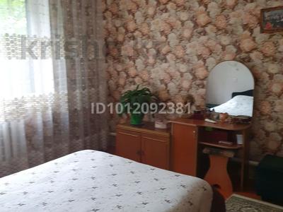 3-комнатная квартира · 64 м² · 1/5 этаж, Марат ыскак 92 — Возле школы 6лицей,и садик айжан за 30 млн ₸ в Есик