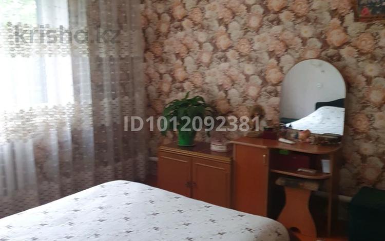 3-комнатная квартира · 64 м² · 1/5 этаж, Марат ыскак 92 — Возле школы 6лицей,и садик айжан за 30 млн ₸ в Есик — фото 2