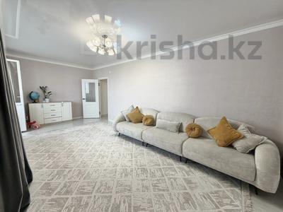 2-комнатная квартира · 68.3 м² · 9/12 этаж, Садвакасова 35 за 55 млн 〒 в Алматы, Ауэзовский р-н