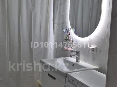 2-комнатная квартира · 79 м² · 1/5 этаж, Пр-д Шырайлы 1/1 за 25.7 млн ₸ в Атырау, мкр Авангард-2