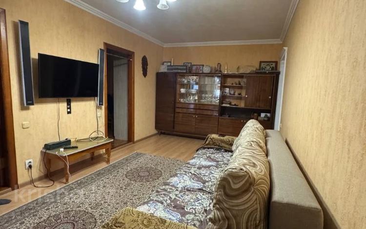 4-бөлмелі пәтер · 62.2 м² · 5/5 қабат, 1 ш/а 112, бағасы: 14.5 млн ₸ в Актобе, мкр 5 — фото 16