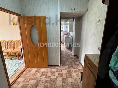 3-комнатная квартира · 62 м² · 1/2 этаж, Утемисова за 14 млн ₸ в Актобе, мкр. Курмыш