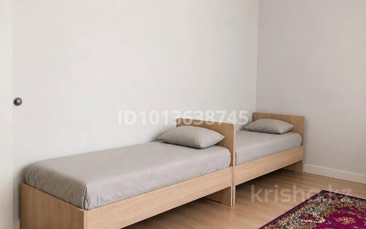 2 бөлме · 70 м² · 12 қабат, Толе би, бағасы: 70 000 ₸ в Астане, Нура р-н — фото 3