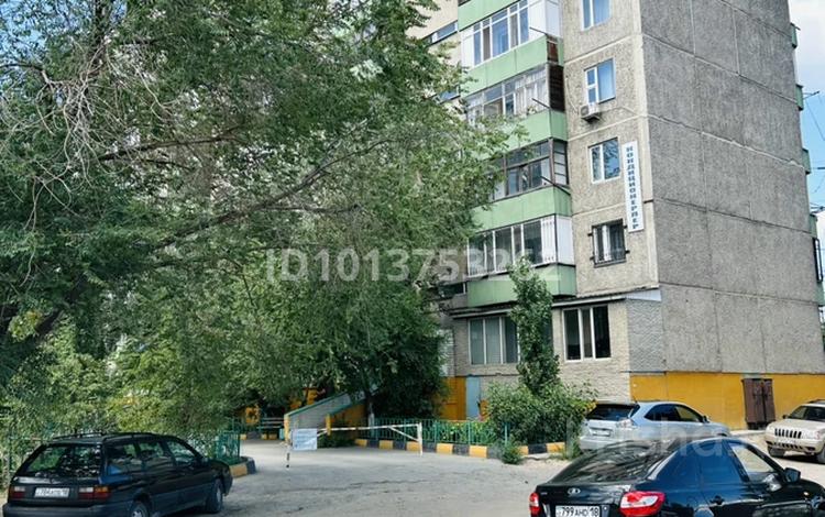 1-комнатная квартира · 40 м² · 10/10 этаж, Жамакаева 153 за 16.5 млн ₸ в Семее — фото 2