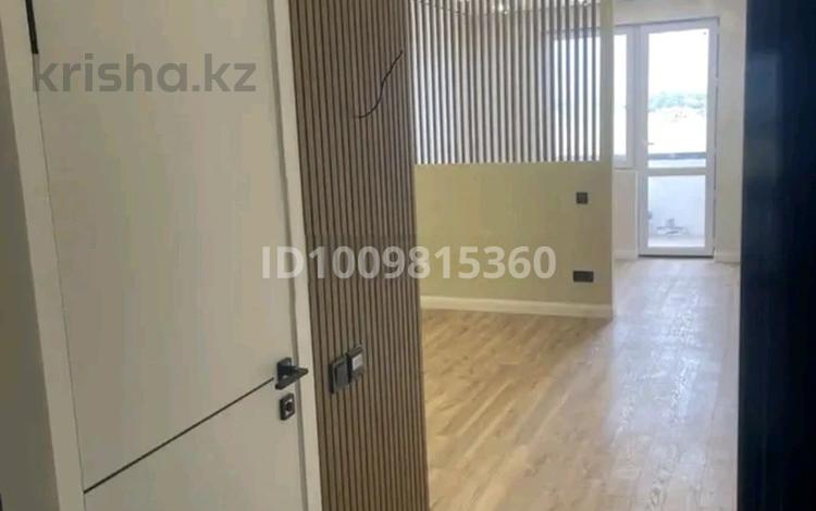 1-комнатная квартира · 29 м² · 10/12 этаж, Кошкарбаев за 18 млн 〒 в  — фото 2