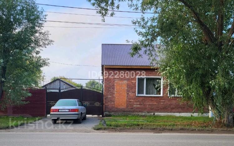 Жеке үй · 3 бөлме · 84 м² · 6 сот., Батыр Баян 189 — улица Малая, бағасы: 34 млн ₸ в Петропавловске — фото 2