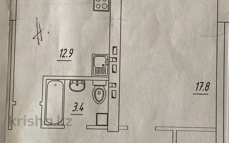 1-комнатная квартира · 44 м² · 2/5 этаж, мкр. Алтын орда, Санкибай-батыра 38а — за дару, Сулпаком за 13.8 млн 〒 в Актобе — фото 2