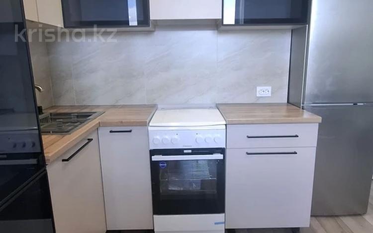 1-комнатная квартира · 38 м² · 3/10 этаж, мкр Юго-Восток, Муканова 9/3 за 210 000 ₸ в Караганде, Казыбек би р-н — фото 10