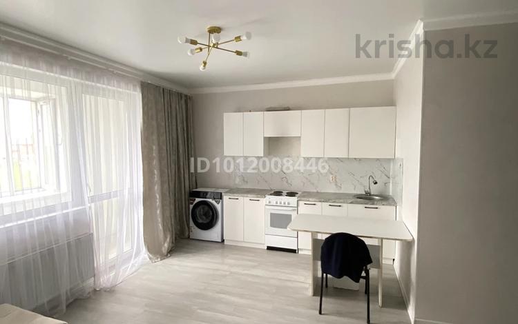 1-бөлмелі пәтер · 32 м² · 5/6 қабат, ул. Республики 24-16А, бағасы: 140 000 ₸ в Косшы — фото 2