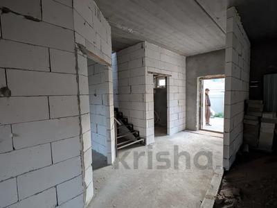 4-комнатная квартира · 135 м², Анатолия Скоробогатова 108 за 27 млн ₸ в Уральске