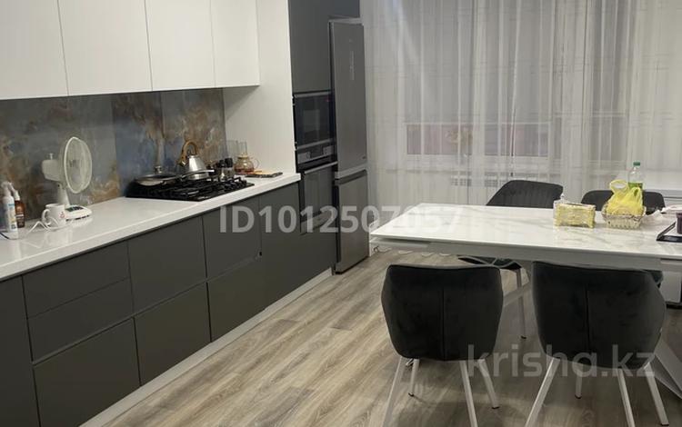 3-бөлмелі пәтер · 110 м² · 2/9 қабат, Абая 123, бағасы: 73 млн ₸ в Костанае — фото 2