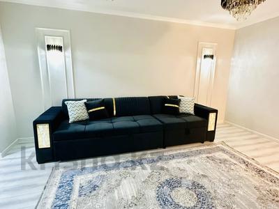 3-комнатная квартира · 74 м² · 3/5 этаж, 8-й микрорайон, Аскарова 26 за 20 000 〒 в Шымкенте, Туран р-н