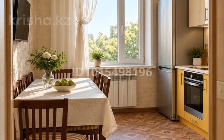 3-бөлмелі пәтер · 66 м² · 2/9 қабат, Юго-Восток ш/а., Республики 30/2, бағасы: 26.5 млн ₸ в Караганде, Казыбек би р-н — фото 2