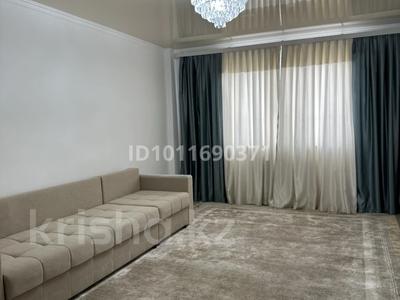 2-комнатная квартира · 70 м² · 4/4 этаж, мкр Нурсая, Чердабаева 18 за 210 000 〒 в Атырау