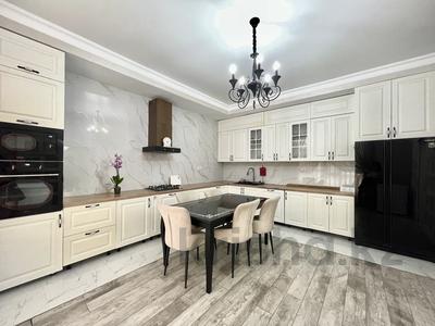 Отдельный дом · 7 комнат · 390 м² · 8 сот., Абдирова — М-н Айсулу 2 за 135 млн ₸ в Туздыбастау (Калинино)