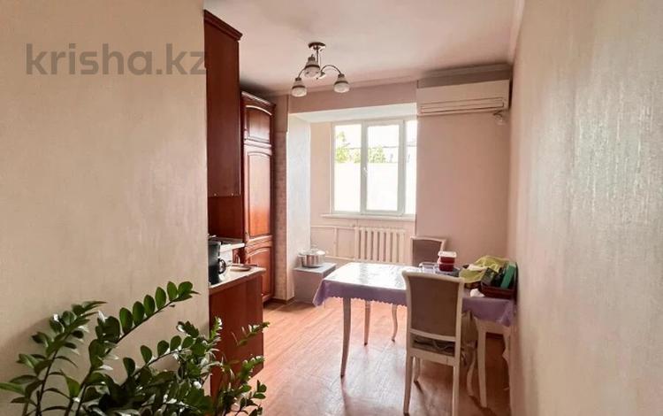 3-бөлмелі пәтер · 69.9 м² · 5/5 қабат, Мкр Жетысу-4 — Абая - Момышулы, бағасы: 48.5 млн ₸ в Алматы — фото 6
