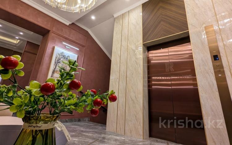 3-бөлмелі пәтер · 86.2 м² · 4/10 қабат, Илияса Есенберлина 20, бағасы: ~ 44.4 млн ₸ в Усть-Каменогорске — фото 2