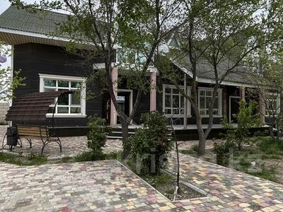Отдельный дом · 8 комнат · 400 м², Яблоневая за 58 млн ₸ в Баскудуке