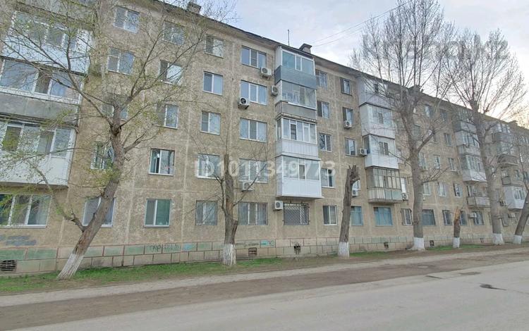 2-бөлмелі пәтер · 44 м² · 1/5 қабат, Сазда-1, Ибатова 49 — Бц"Мир", бағасы: 6.5 млн ₸ в Актобе — фото 2