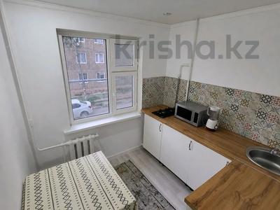 2-комнатная квартира · 48 м² · 2/5 этаж, Курмангазы 175 — маг. Урал за 13.5 млн ₸ в Уральске