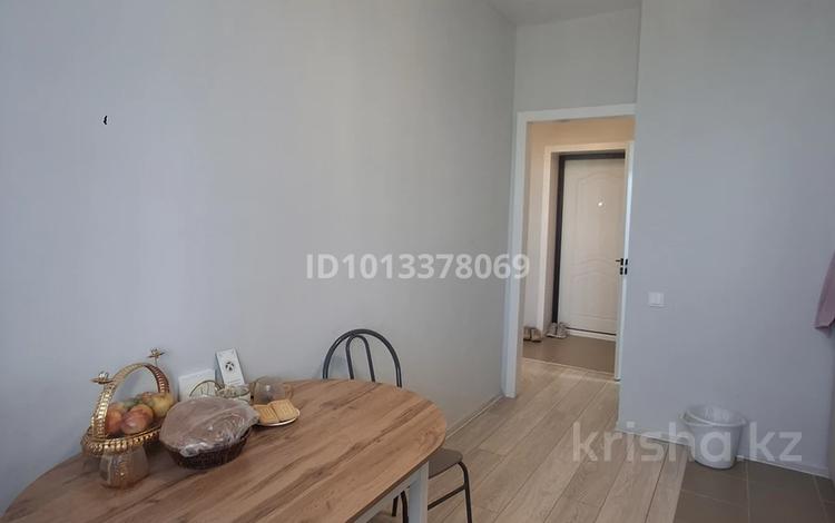 1-комнатная квартира · 34 м², Калдыаякова 24 — Нажмиденова за 18 млн ₸ в Астане, Алматы р-н — фото 2