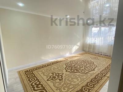 3-бөлмелі пәтер · 62 м² · 5/5 қабат, Акбулак 15 — Толе би - Торговый центр, бағасы: 15.5 млн ₸ в Таразе