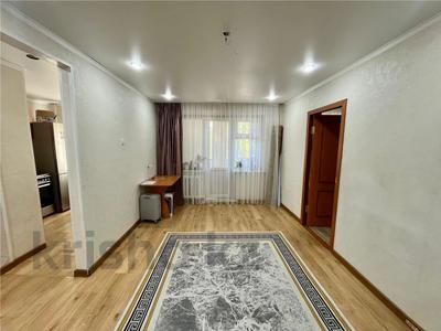 2-комнатная квартира · 45 м² · 2/5 этаж, Майкудук, 13й микрорайон Майкудук за 9.5 млн ₸ в Караганде, Алихана Бокейханова р-н
