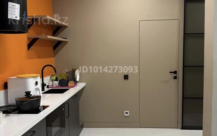 2-комнатная квартира · 62 м² · 7/17 этаж, Туран 50/2 — Arena market магазин рядом за 350 000 ₸ в Астане, Есильский р-н — фото 2