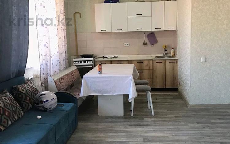 1-комнатная квартира, 44 м², 10/10 этаж, мкр Шугыла, жунисова 14/17