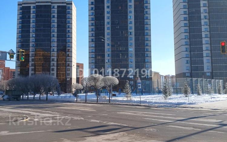 2-комнатная квартира · 52 м² · 17/18 этаж, Жамбыла Жабаева 49б за 21.7 млн ₸ в Петропавловске — фото 11