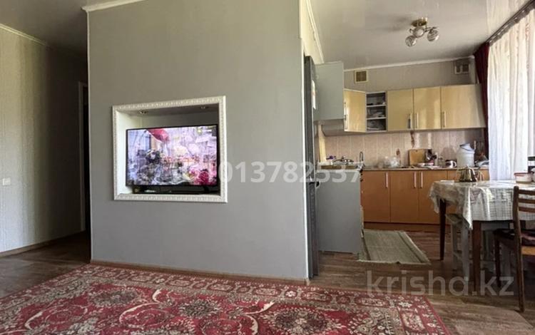 3-бөлмелі пәтер · 56.6 м² · 1/3 қабат, Семеновой 3, бағасы: 14.5 млн ₸ в Риддере — фото 2