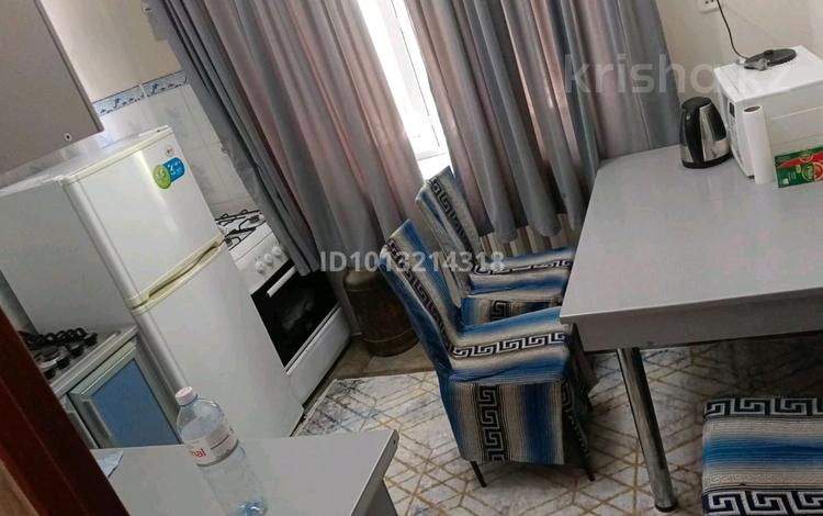 1-бөлмелі пәтер · 56 м² · 1/5 қабат, Конаев 23, бағасы: 8 000 ₸ в Кентау — фото 2