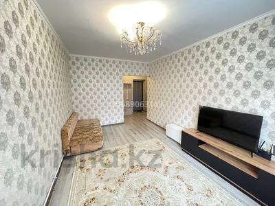 1-бөлмелі пәтер · 40 м² · 3/4 қабат, Есенберлина 6/1 — Есенберлина аль фараби, бағасы: 140 000 ₸ в Усть-Каменогорске