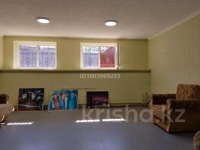 Еркін, кеңселер, қоймалар, кабинеттер және жұмыс орындары · 350 м², бағасы: ~ 1.2 млн ₸ в Алматы, Ауэзовский р-н