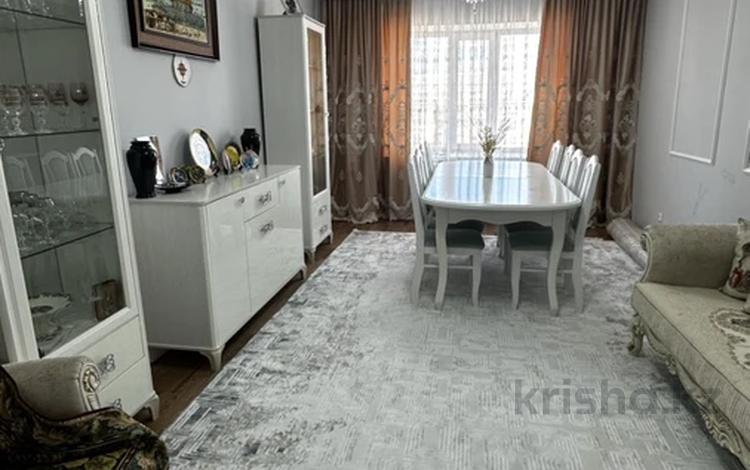 4-комнатная квартира · 120 м² · 10/10 этаж, мкр. Алтын орда 13Б/1 за 50 млн ₸ в Актобе — фото 2