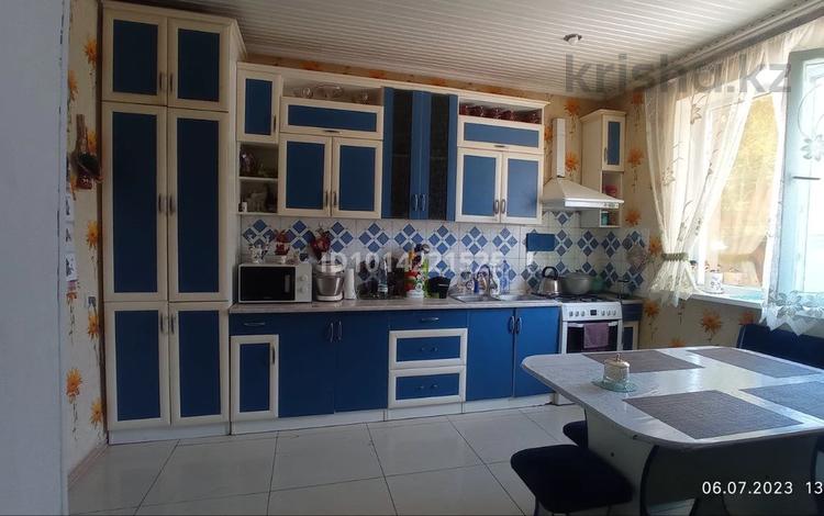 Отдельный дом · 6 комнат · 150 м² · 8 сот., Пер.Школьный 11 за 37 млн ₸ в Таразе — фото 2