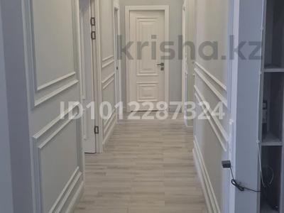 4-бөлмелі пәтер · 120 м² · 7/9 қабат, мкр Нурсая, Абулхайыр хана 74-5, бағасы: 68 млн ₸ в Атырау