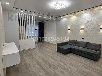 4-комнатная квартира · 127 м² · 1/4 этаж, мкр Юго-Восток, Жилой район 1 8 — Университетской,муканова за 57.5 млн 〒 в Караганде, Казыбек би р-н